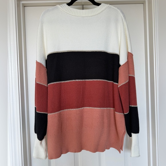 Colorblock Women's Sweater - Picture 2 of 4